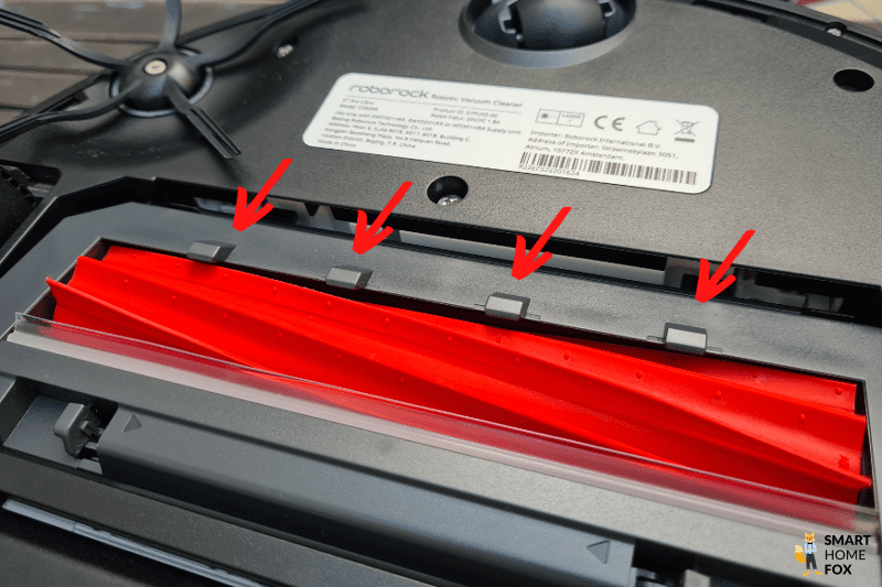 Die Noppen an der Unterseite des Roborock S7 Pro Ultra sind in der Nahaufnahme zu sehen